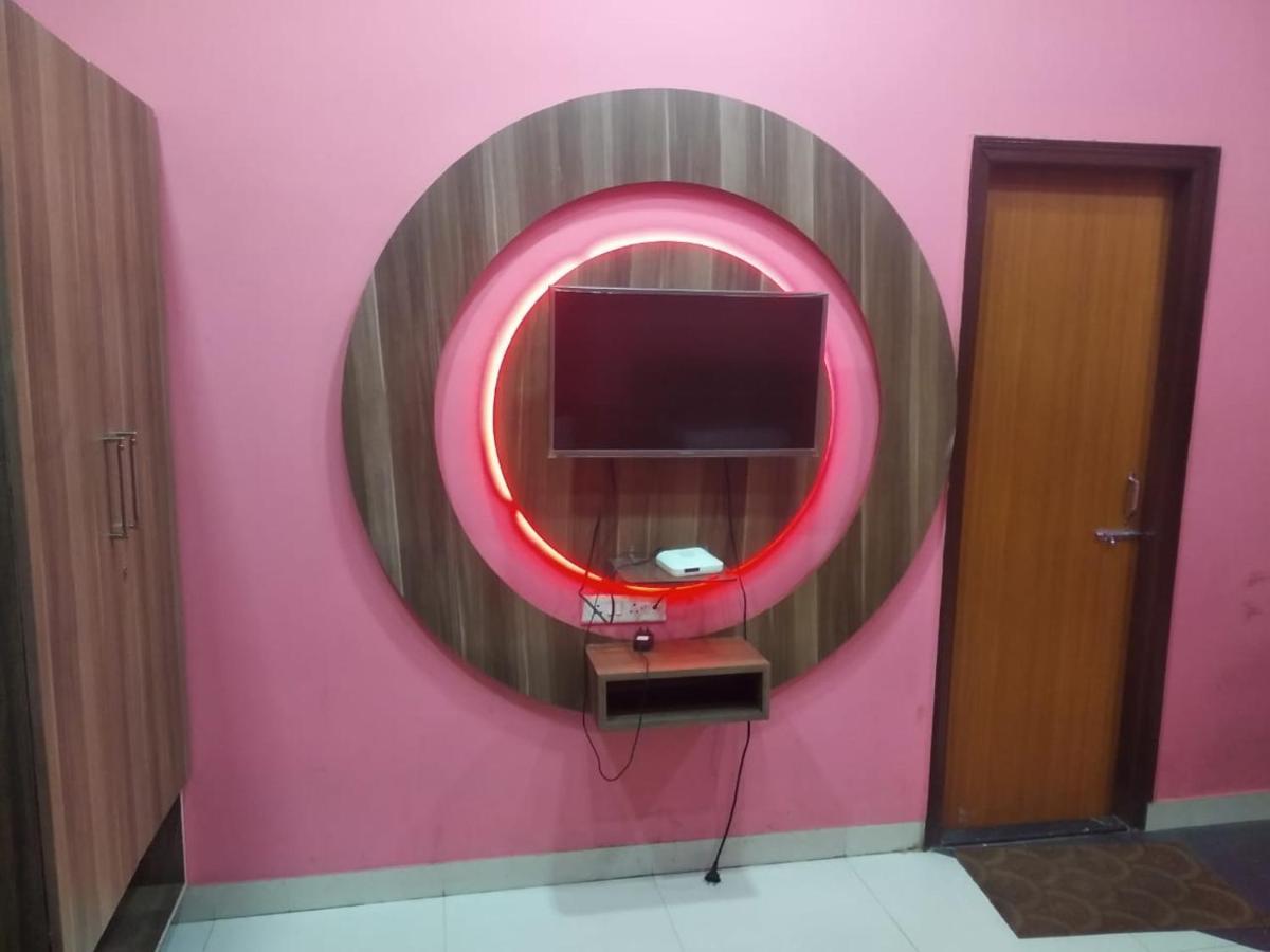 Negi'S Grand By Wb Hotels Kanpur Exterior foto
