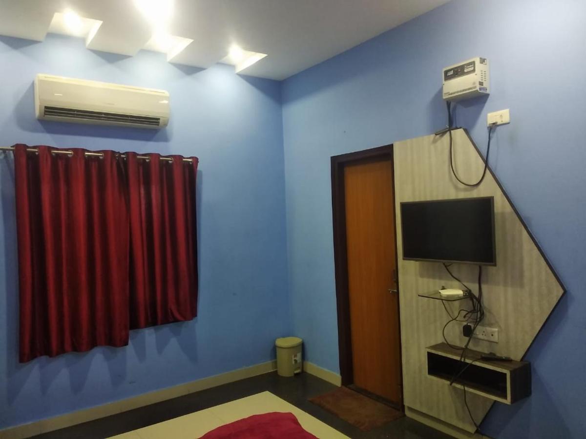 Negi'S Grand By Wb Hotels Kanpur Exterior foto