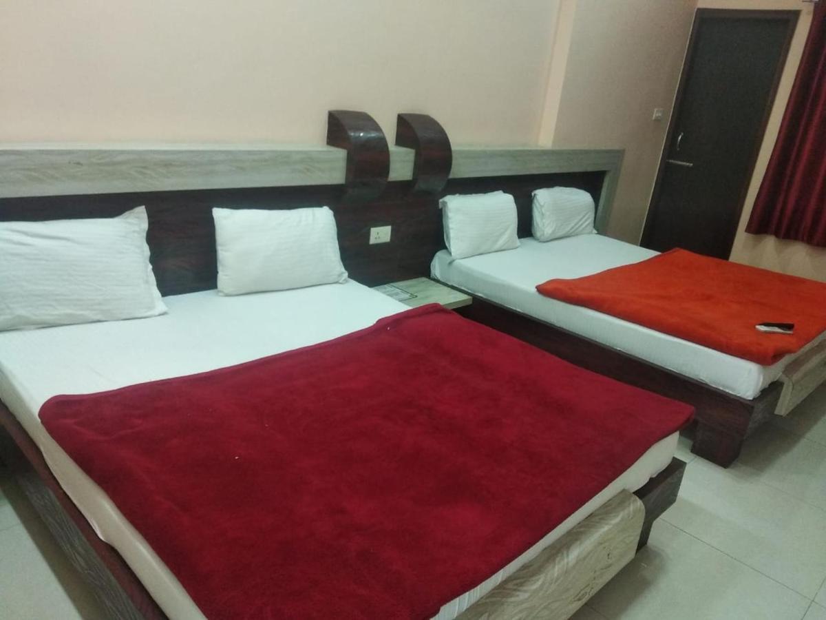 Negi'S Grand By Wb Hotels Kanpur Exterior foto