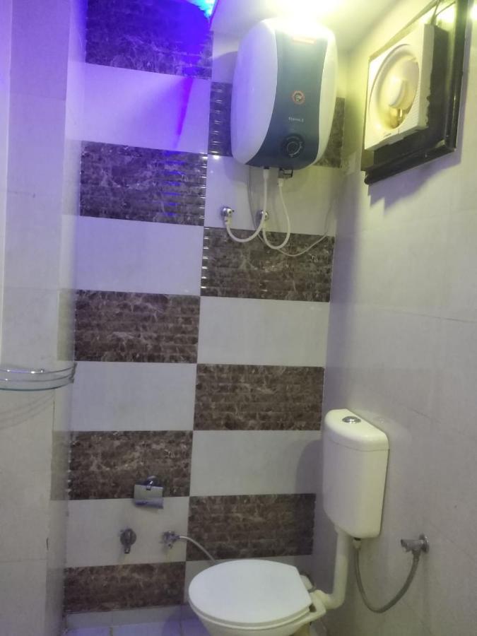 Negi'S Grand By Wb Hotels Kanpur Exterior foto