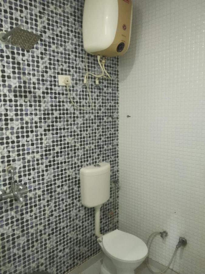 Negi'S Grand By Wb Hotels Kanpur Exterior foto